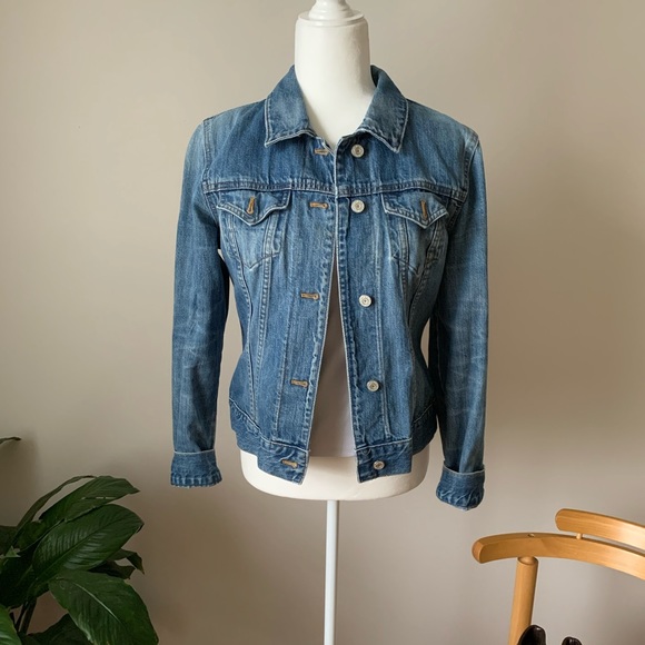 Vintage denim jacket - Picture 1 of 6
